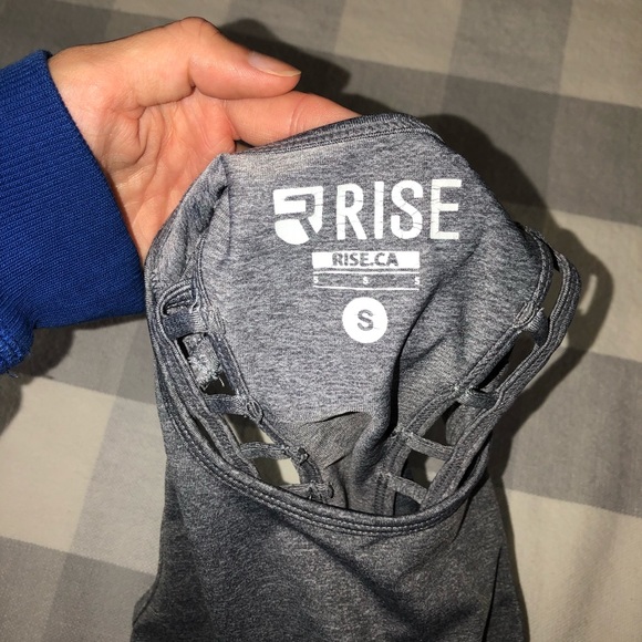 Rise Heater Grey Workout Crop - Picture 4 of 5